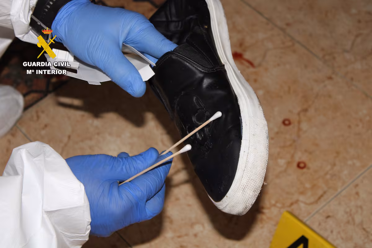 Detienen al hijo de una víctima de homicidio en Alicante simuló un robo para encubrir el crimen