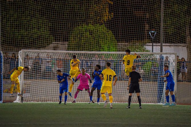 El Hércules decepciona en Mutxamel al no alinear a ningún jugador del primer equipo