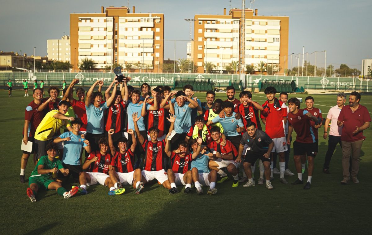 El Unión Adarve conquista el Trofeo Festa d’Elx juvenil con dos zarpazos en la primera mitad