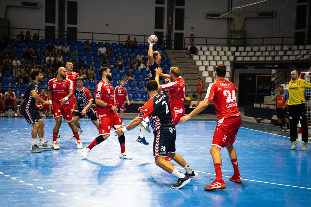 Primer test, primera victoria (36-28) del Horneo EÓN Alicante 