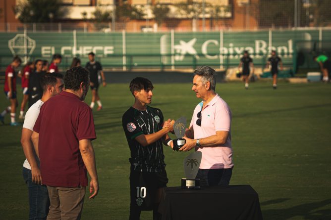 Trofeo para Madrid, lecciones para Elche