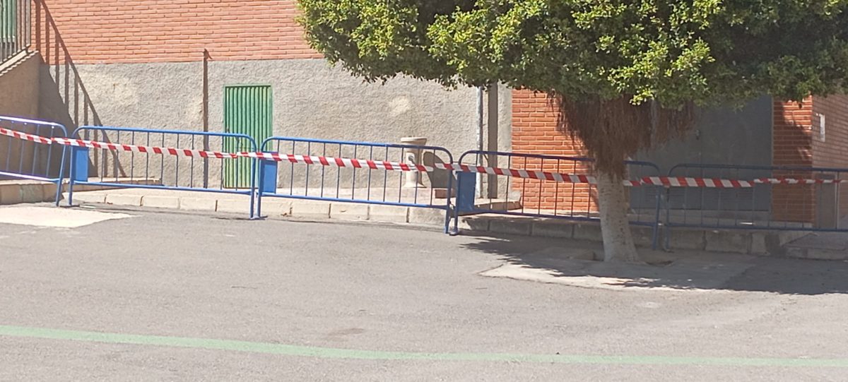 Denuncian riesgos de seguridad en el CEIP Óscar Esplá Alicante 