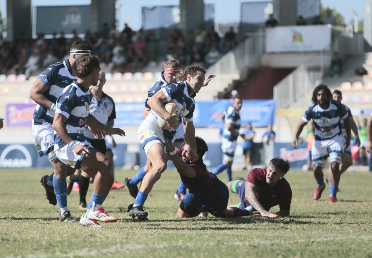 El Huesitos La Vila supera con claridad al Barcelona en un espectacular partido (43-7)