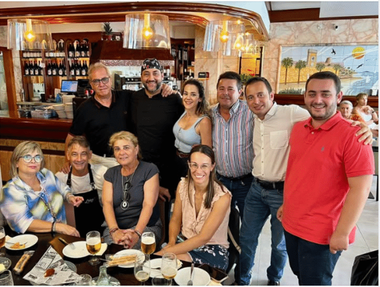 El dudoso reconocimiento y los que quedaron enfermos: el malestar tras la distinción municipal a un histórico bar de Santa Pola.