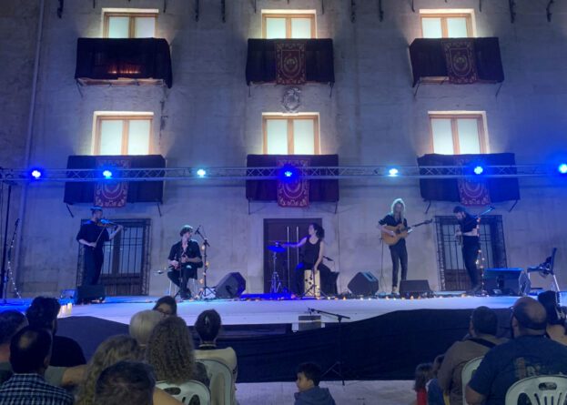 Elche vive un fin de semana multitudinario con el inicio del Festival Medieval