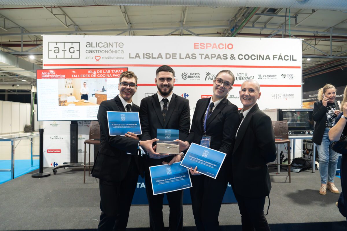 Rodrigo Molino (Ondo by Rodrigo) y Juanlu Parra (Koiné Bistró), ganadores de los concursos de Mejor Tartar de Atún y Mejor Steak Tartar