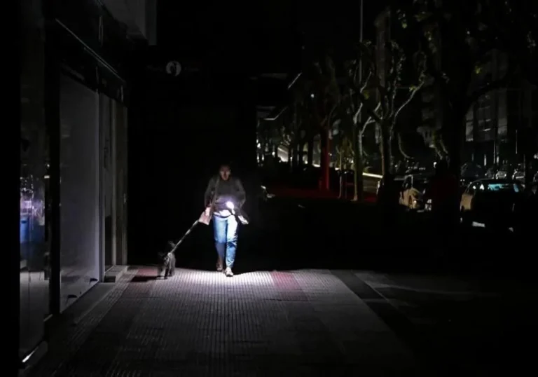 Iberdrola anuncia cortes de luz en Alicante y otros 20 municipios por trabajos de mantenimiento esta semana