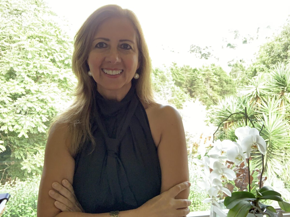 Entrevista a la cantautora Alba C. Molina