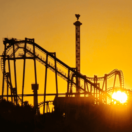Un joven alicantino gana el premio a mejor fotógrafo español de parques temáticos