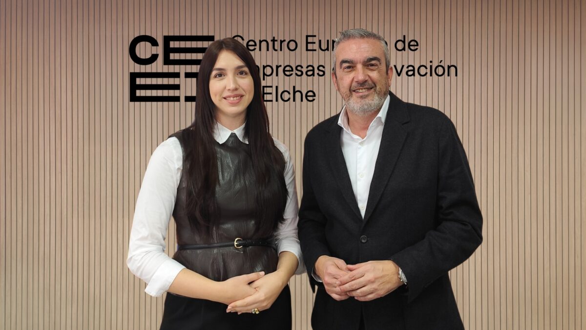 Carolina Román, nueva directora de CEEI Elche; José Javier García continúa como presidente de la entidad, con una Junta Directiva renovada