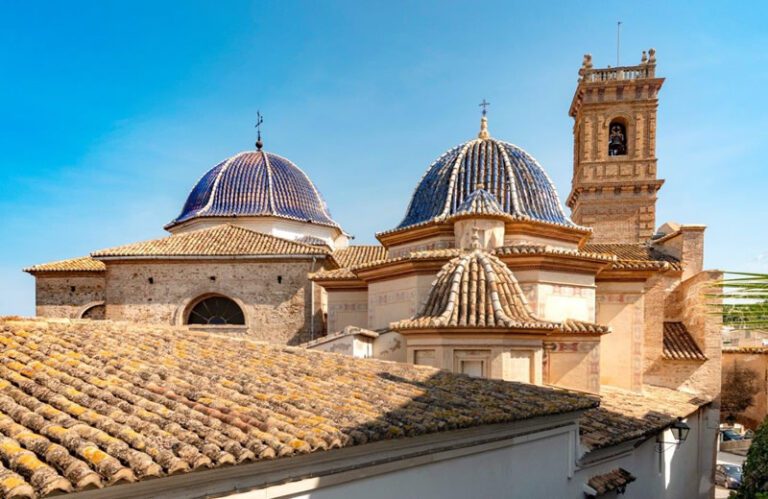 Oliva se consolida como uno de los destinos más atractivos para vivir en la costa valenciana: vivienda asequible, calidad de vida y servicios completos
