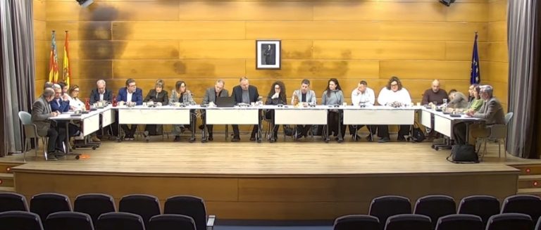 Compromis-PSOE aprueban definitivamente los presupuestos de 2026 en Altea con subidas de impuestos y venta de patrimonio