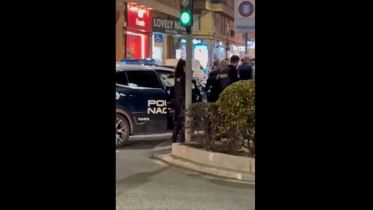 Policía Local de Alicante interviene en la avenida Maisonnave tras un caso de exhibicionismo