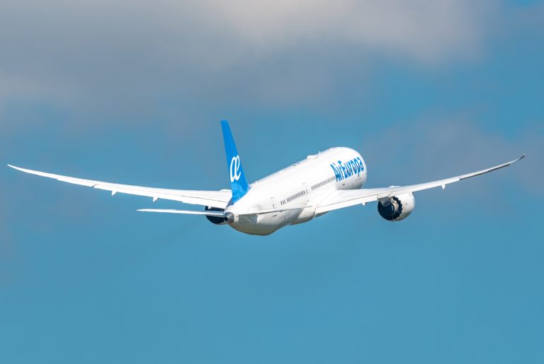 Air Europa se convierte en la primera aerolínea europea con la certificación de seguridad Seven Star PLUS
