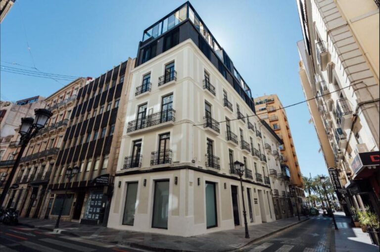 La Justicia blinda la moratoria de pisos turísticos en Alicante: Un respiro para el mercado de la vivienda y la convivencia vecinal
