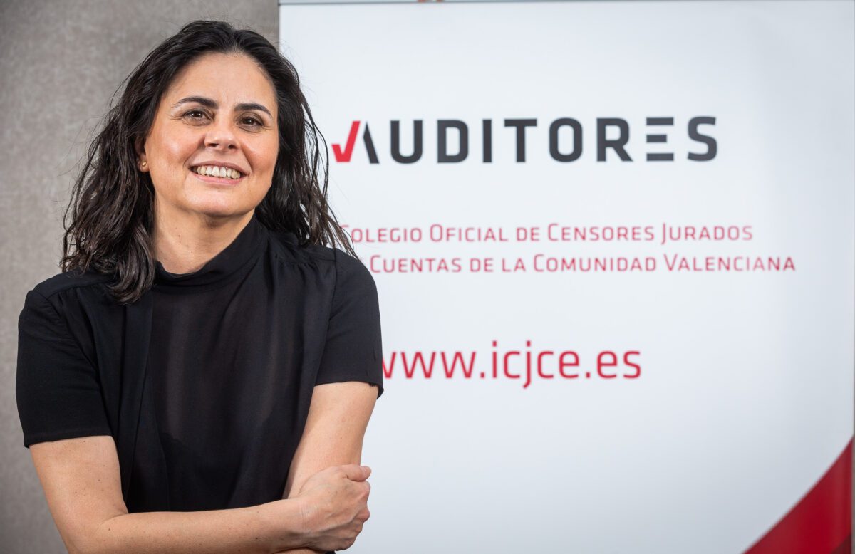 Las mujeres representan más del 50% del talento en auditoría, pero solo el 25% llega a socia