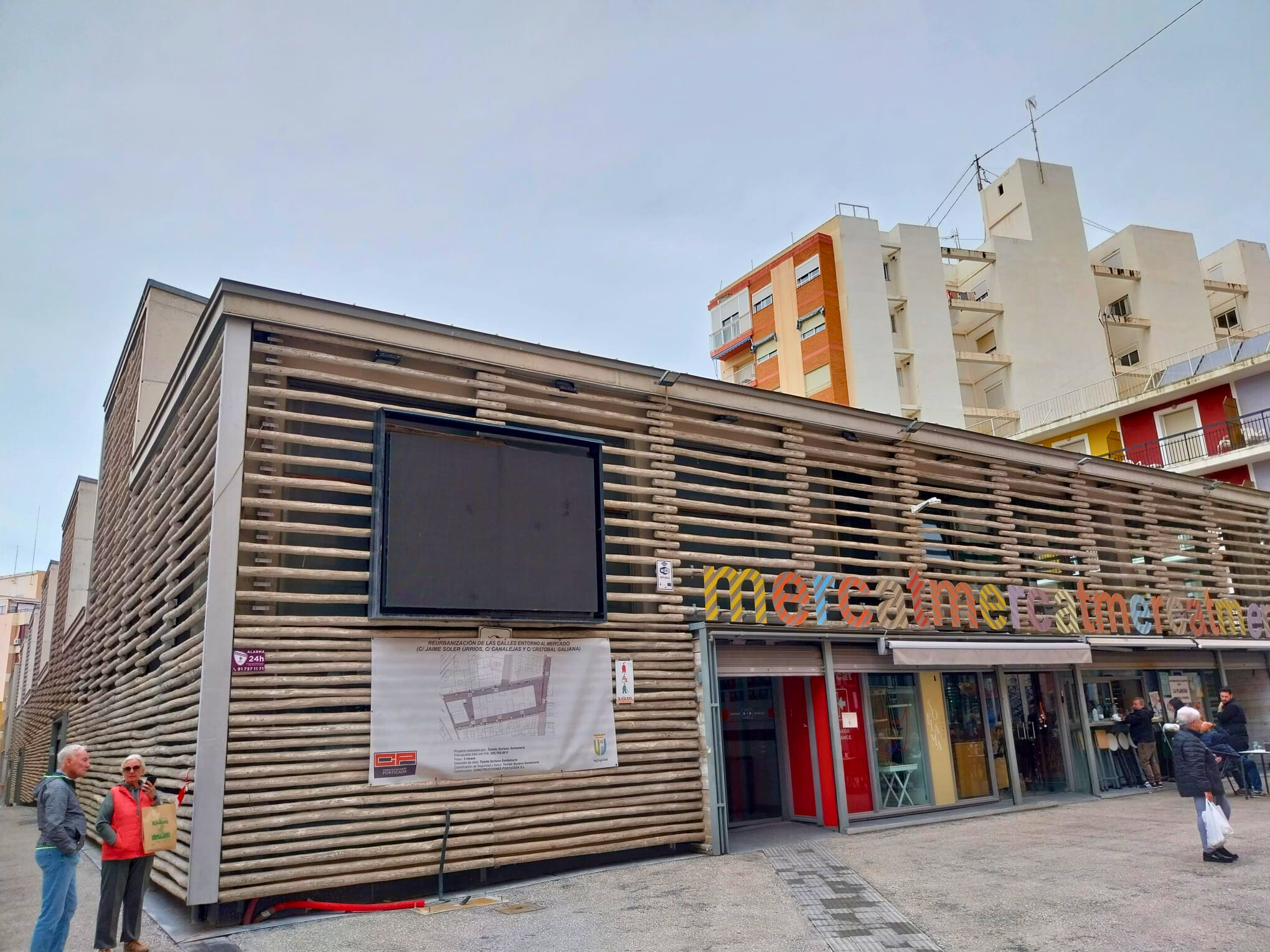 Villajoyosa instalará placas solares para el autoconsumo colectivo en cubiertas de cinco edificios municipales