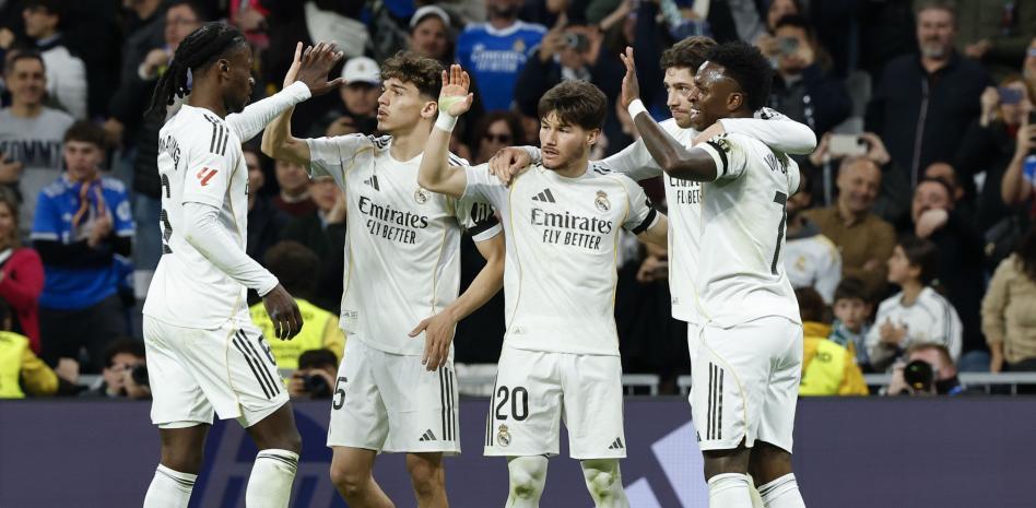 Goleada del Real Madrid al Elche en el Santiago Bernabéu LaLiga EA Sports.