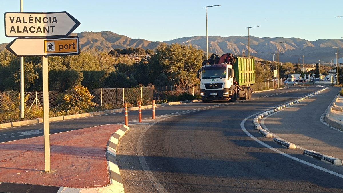 El Ayuntamiento desbloquea el nuevo vial de acceso al puerto de Villajoyosa con la licitación de la redacción del proyecto