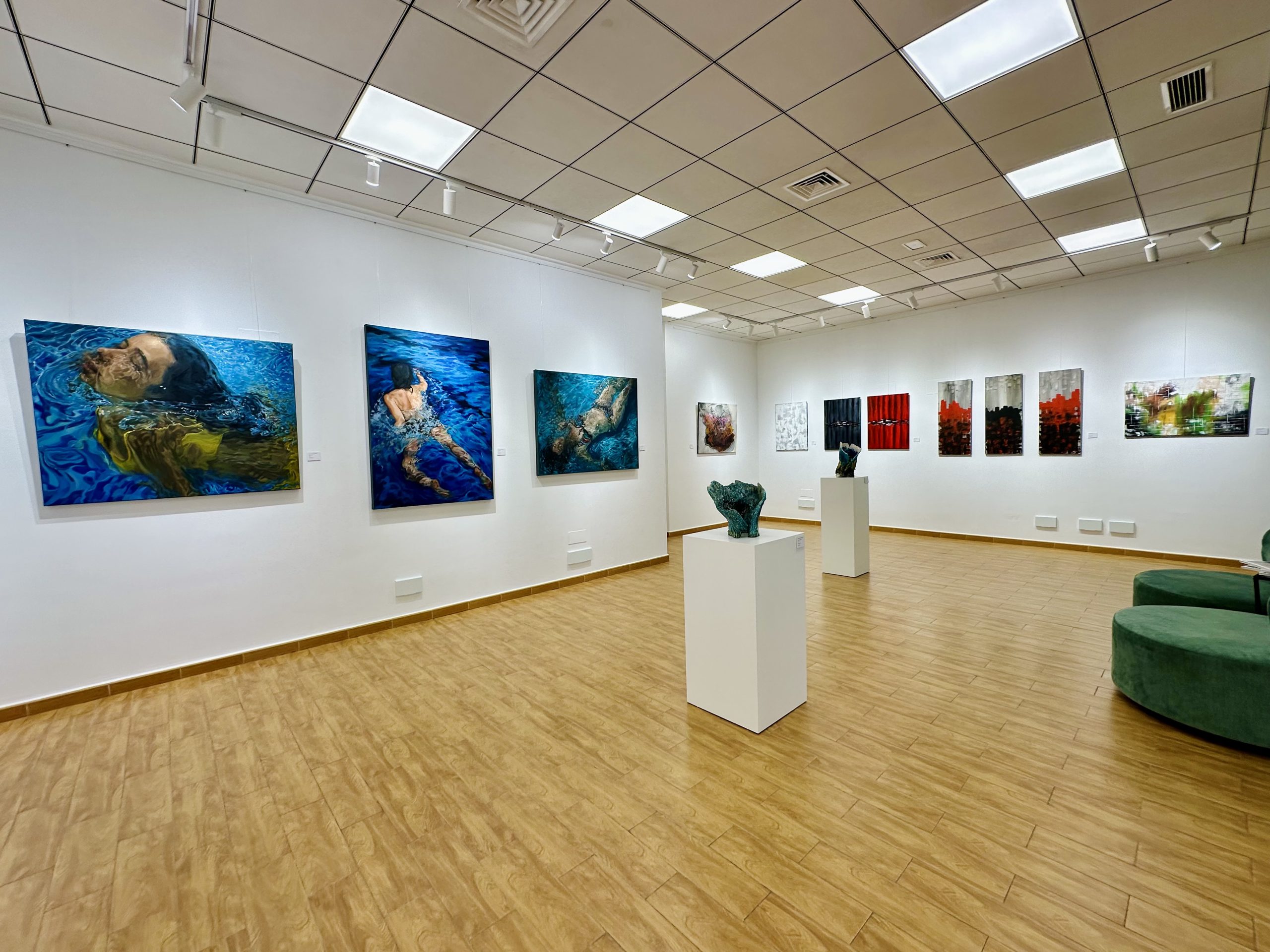 El arte contemporáneo trasciende los sentidos en la exposición El límite de lo visible