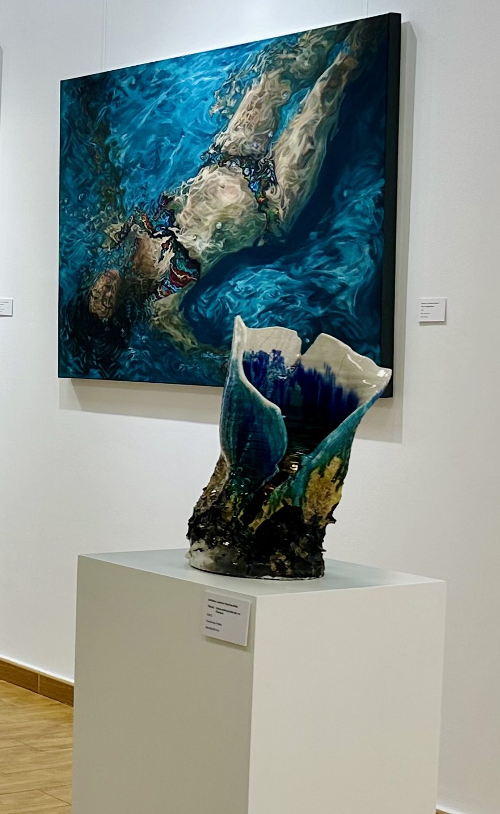 El arte contemporáneo trasciende los sentidos en la exposición