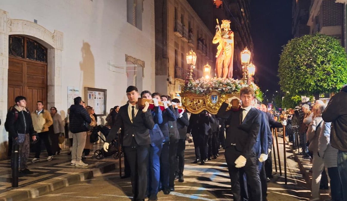 La cofradía Ecce Homo procesiona la noche del Jueves Santo en Villajoyosa