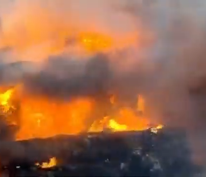 Incendio en un desguace de Orihuela en la carretera Orihuela-Almoradí