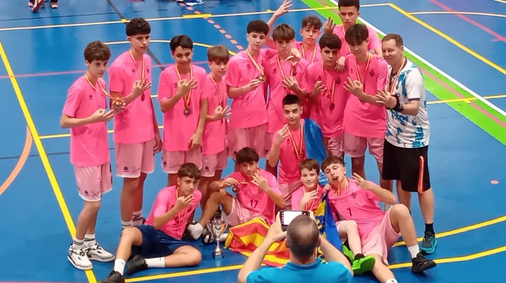 El Léleman Conqueridor Valencia se cuelga el bronce en un Campeonato de España histórico para el voleibol valenciano