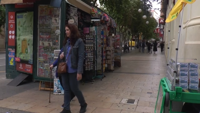 Policía Nacional detiene en Alicante a un hombre por hacerse pasar por agente con un rotativo azul