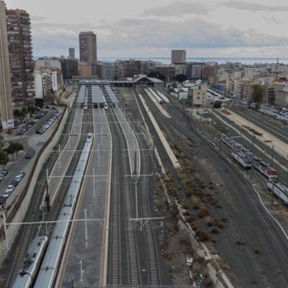 El “semisoterramiento” de Alicante es un engaño que compromete el futuro del sur de la provincia
