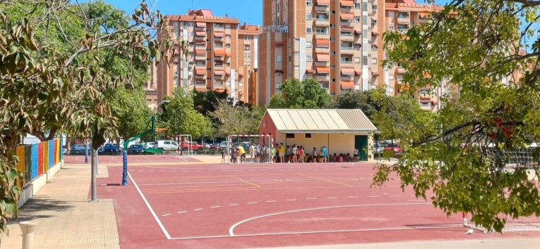 El AMPA del CEIP Eusebio Sempere lamenta la falta de sombra en el colegio y sus consecuencias