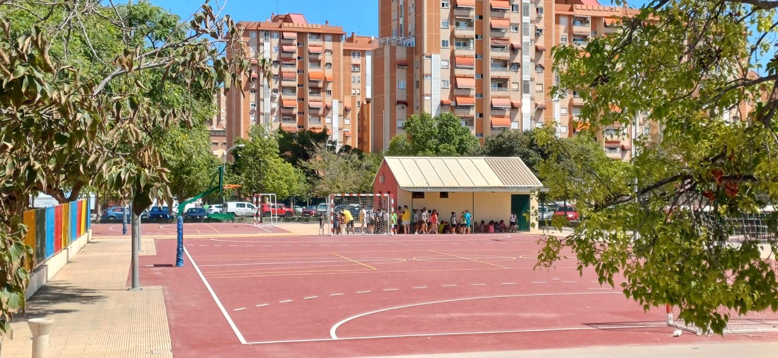 El AMPA del CEIP Eusebio Sempere lamenta la falta de sombra en el colegio y sus consecuencias