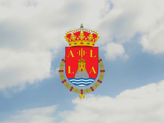Cielo nuboso en Alicante antes de una jornada con lluvia escasa y temperaturas suaves