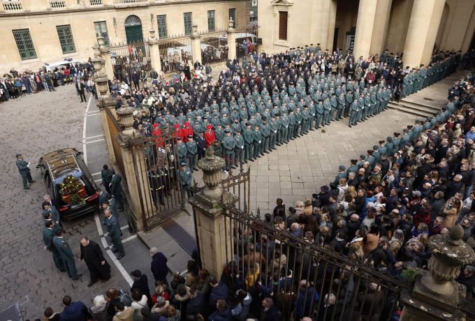Dignidad frente a la burocracia criminal