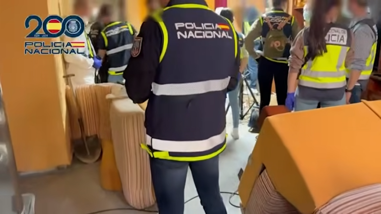 Cadáver de Jesús Tavira hallado en una vivienda de El Bacarot en Alicante