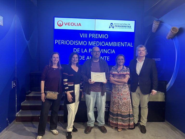 La APPA y Veolia entregan el VIII Premio de Periodismo Ambiental a José Antonio Rico