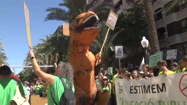 Los sindicatos mantienen la presión tras rechazar la propuesta Los sindicatos mantienen la presión tras rechazar la propuesta