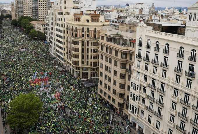 València a rebosar por la comunidad educativa y el profesorado