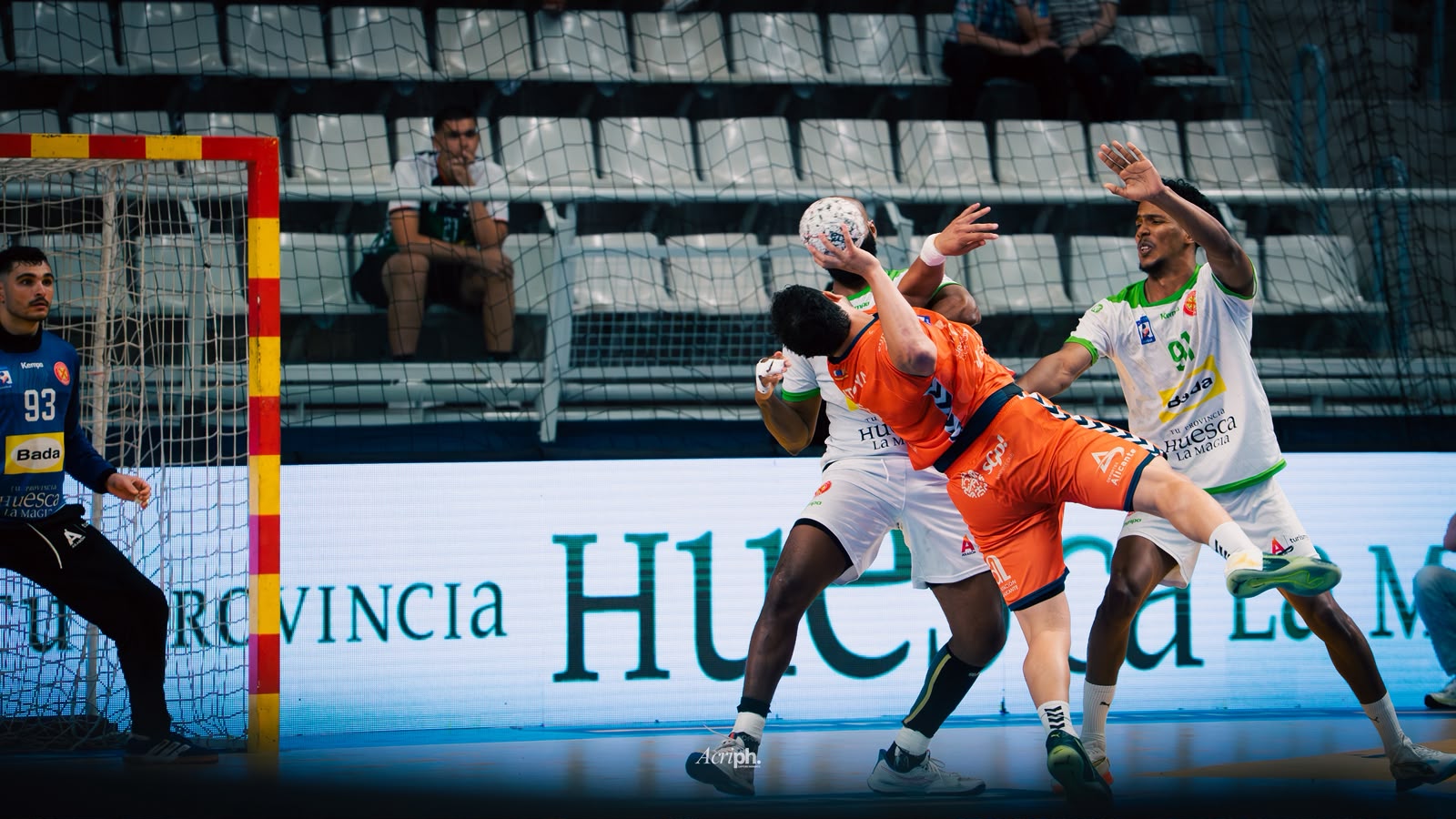 Barcelona y Bidasoa Irún disputan hoy la final tras la eliminación del EÓN Alicante