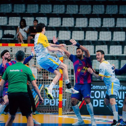 Barcelona y Bidasoa Irún disputan hoy la final tras la eliminación del EÓN Alicante en un duelo decidido en el último segundo