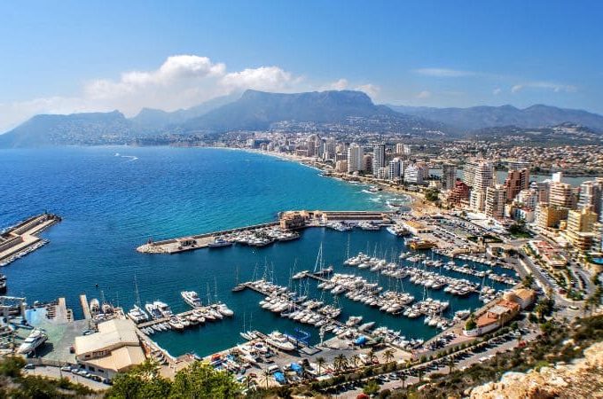 Cuánto cuesta vivir en Alicante para una familia en 2026
