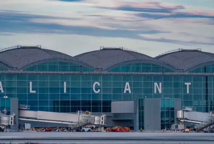 El aeropuerto de Alicante prepara un verano récord