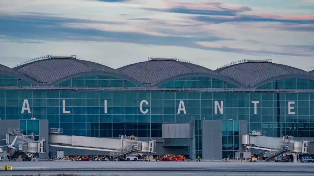El aeropuerto de Alicante prepara un verano récord