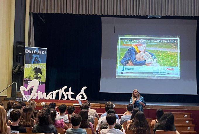 Fundación ANAR ayudó a 3.181 niños, niñas y adolescentes en riesgo en la Comunitat Valenciana durante 2025