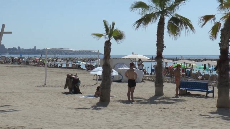 Playa accesible de Alicante abre el 1 de julio