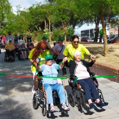 Celebrada la Marcha Solidaria Inclusiva “Kilómetro estelar” en Navalcarnero a favor de los supervivientes de cáncer