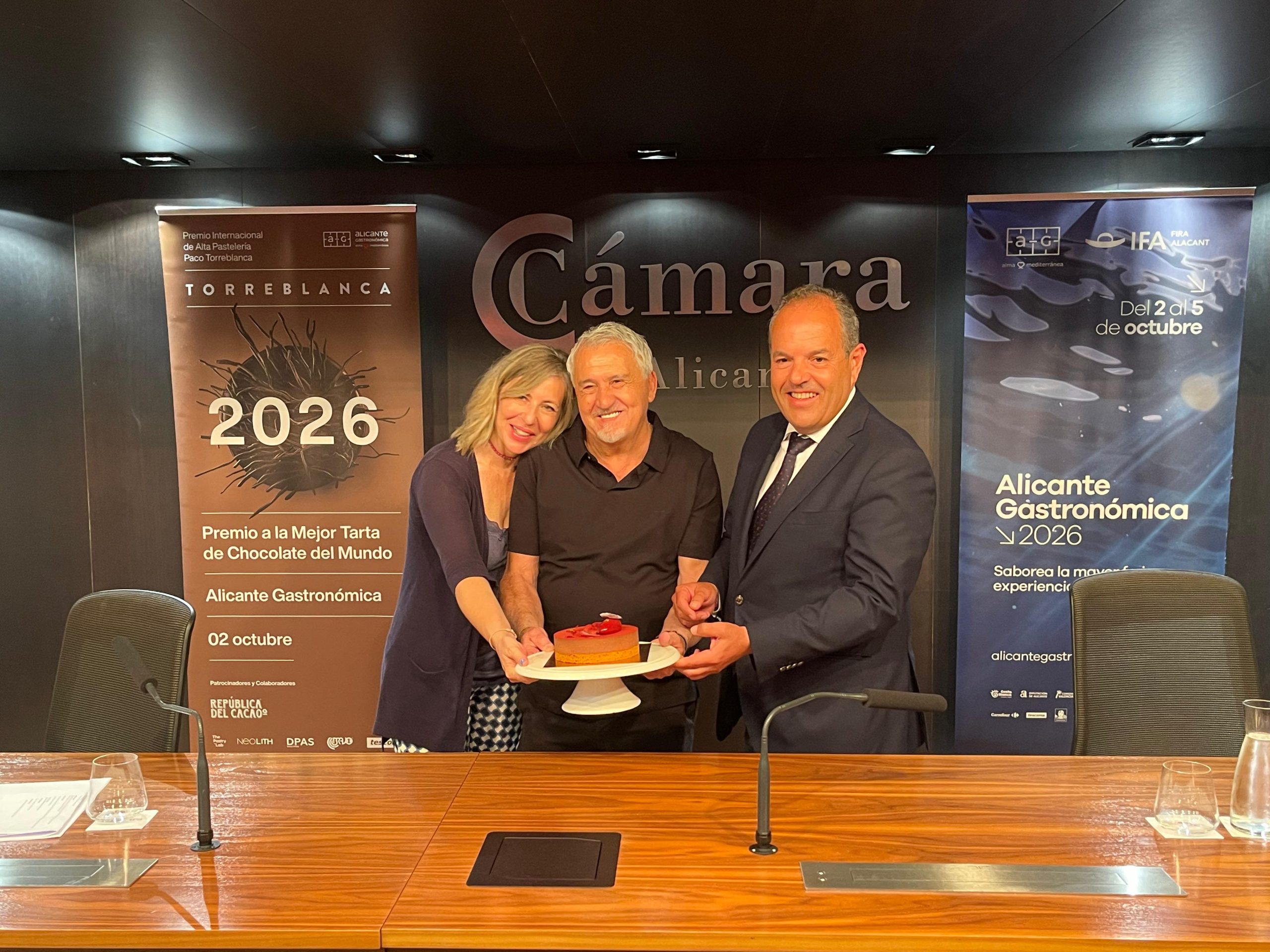 Alicante Gastronómica pone a la provincia en el mapa mundial de la alta pastelería gracias a la III edición del concurso a la mejor tarta de chocolate Paco Torreblanca