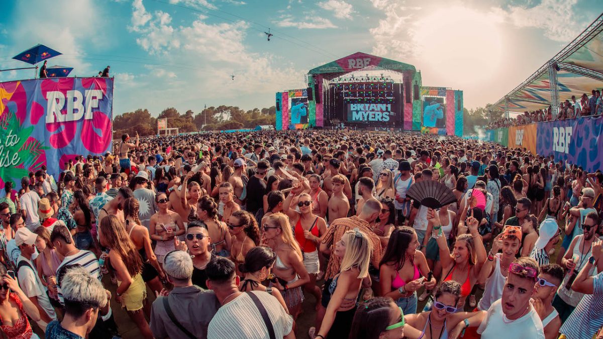 Reggaeton Beach Festival comunica la cancelación de la gira 2026