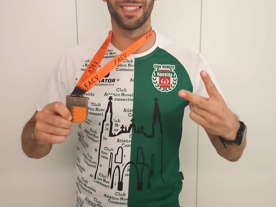 Iván Pérez logra el bronce autonómico y Pedro Esteban suma un nuevo éxito nacional para el Club Atlético Novelda Carmencita