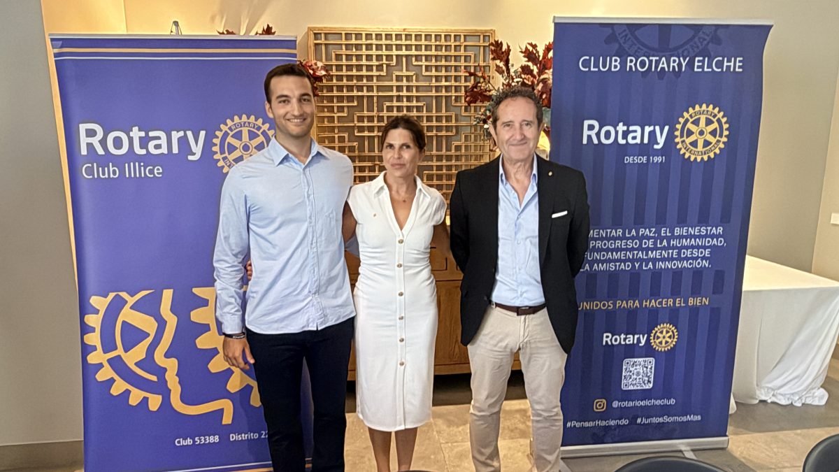 Los clubes rotarios ilicitanos presentan a sus nuevos cargos para el ejercicio 2026-2027